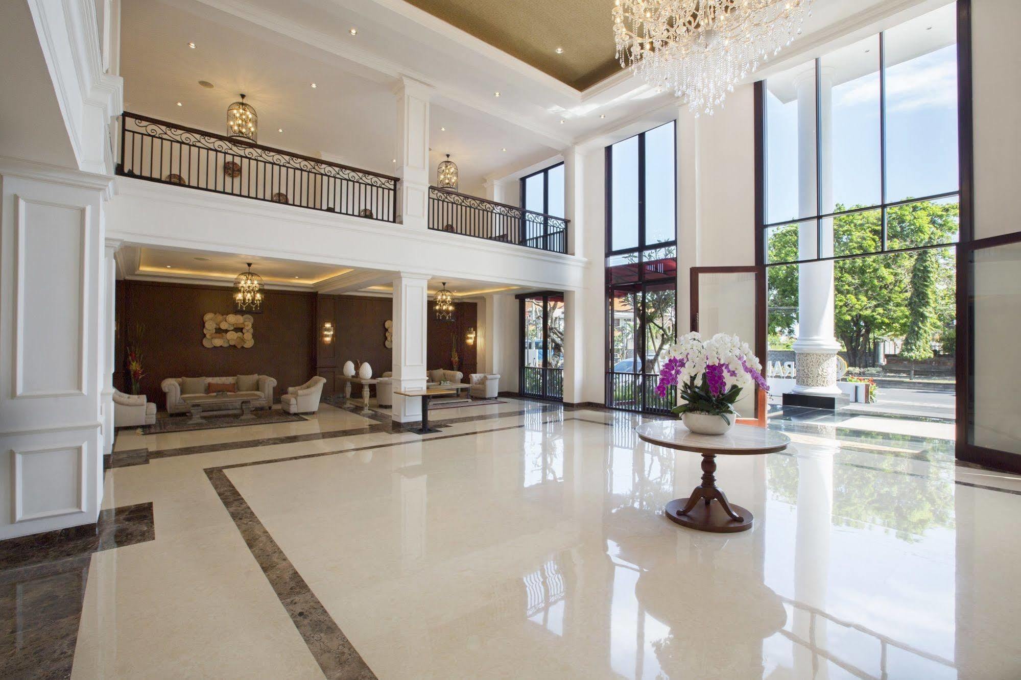 Grand Palace Hotel Sanur - Bali Exterior foto